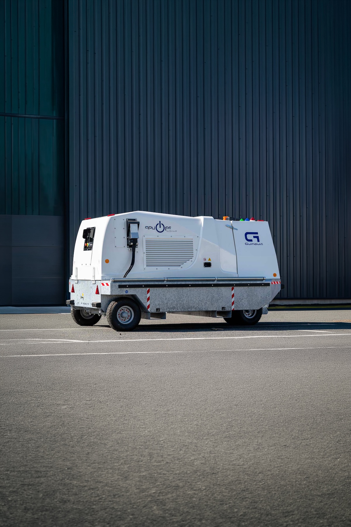 Guinault EGA Series electric ground power unit